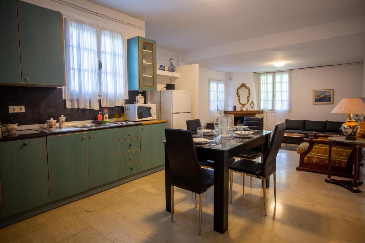 Traditional Villa Appartment With Garden, Also For Gatherings ,15 Minutes From Thessaloniki Airport Tessalónica Exterior foto