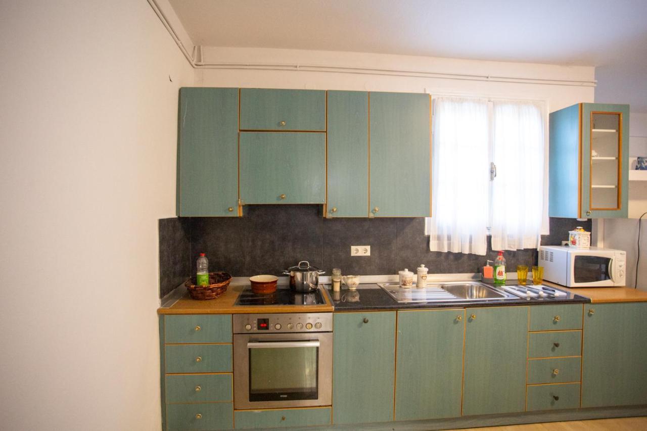 Traditional Villa Appartment With Garden, Also For Gatherings ,15 Minutes From Thessaloniki Airport Tessalónica Exterior foto
